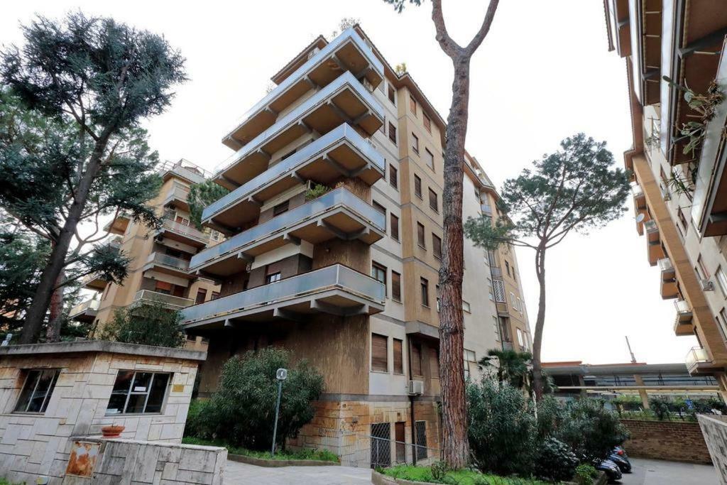 Rainbow Eur Apartment Рим Екстер'єр фото